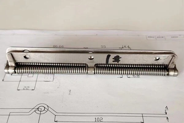 Die-cast Zinc Alloy Double Spring Hinges For Mass-produced Doors With Two-way Opening And Closing